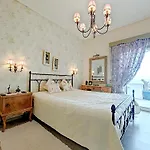 Gavalas In Agios Konstantinos Apartamento *